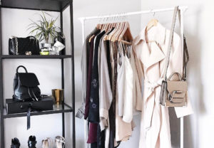 Read more about the article 5 Reasons to Create a Capsule Wardrobe